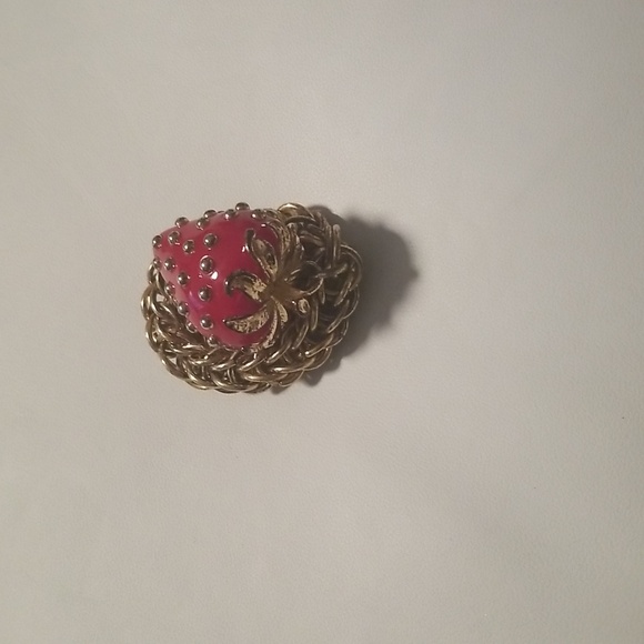Women's Kenneth J Lane Purse Charm; Red Strawberry & Goldtone Chainlink; Size 4" - Picture 5 of 8
